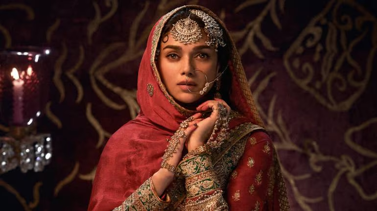 Netflix's Heeramandi Review -Everything you need to know