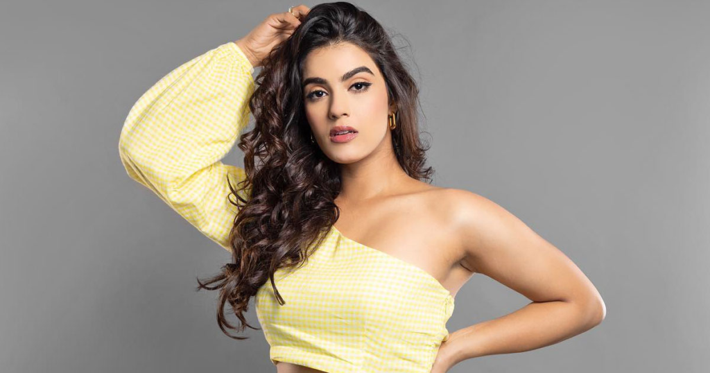 Kavya Thapar